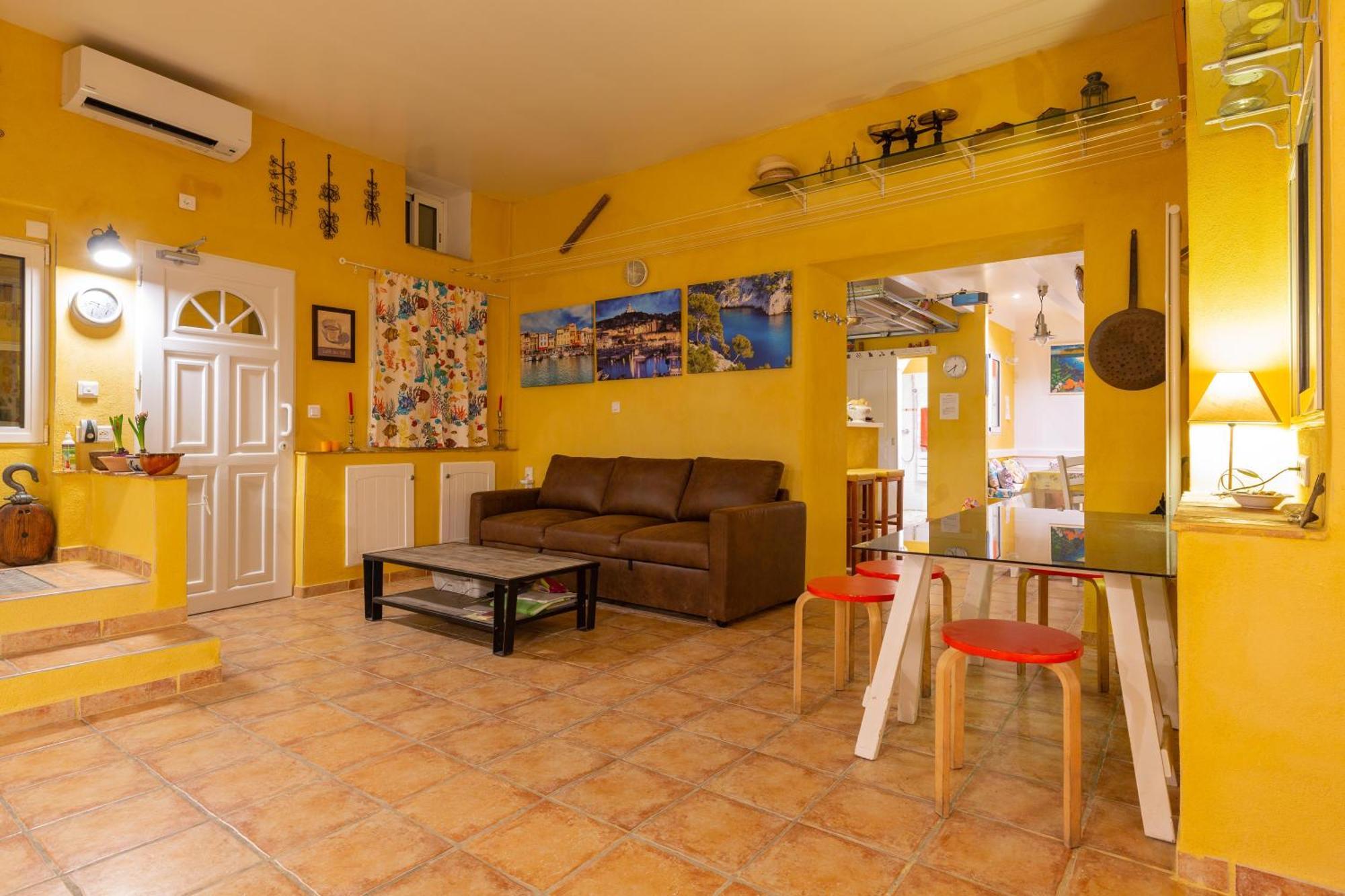Dorm Hostel Camp Backpackers مارسيليا المظهر الخارجي الصورة
